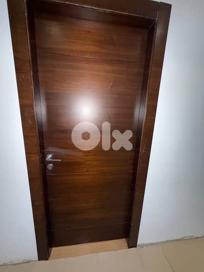 8 American Walnut Doors with Frames & Colombo Handles