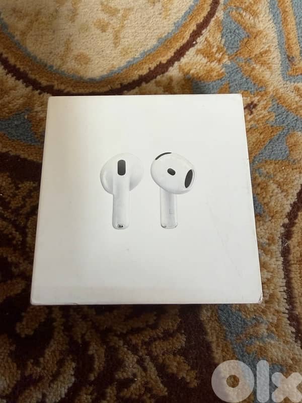 apple Airpods 4 MFG on 07/2025 1