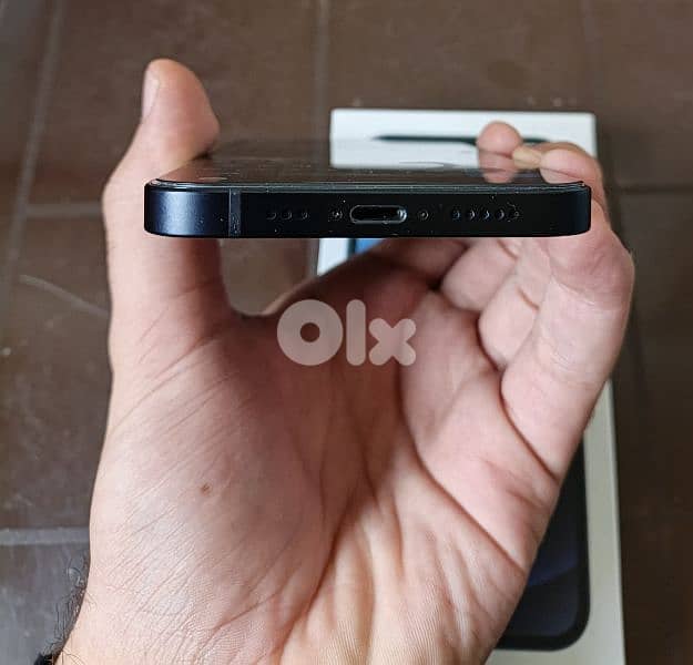 iphone 12 128 like new 3