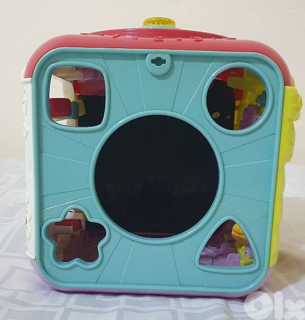 babygame Sort and Discover Activity Cube 'French' likenew 7$bashrafiye 3
