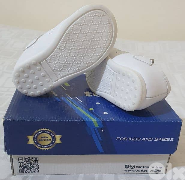 Babyshoes whiteoriginal leather & used onetimeonlysize 21 ashrafiye12$ 2