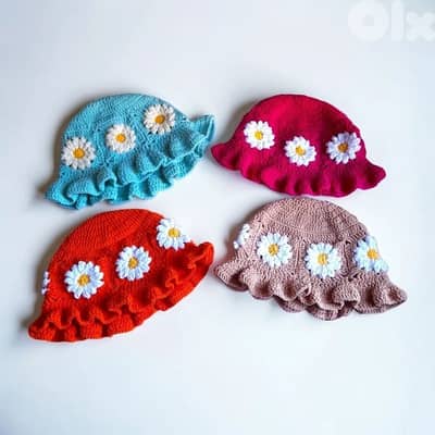 Handmade crochet flower daisy bucket hats in blue orange pink beige