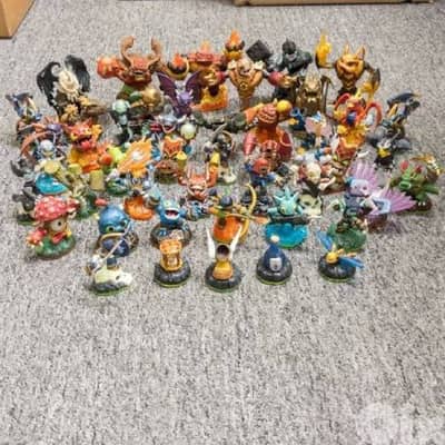 buying skylanders any price just text me.