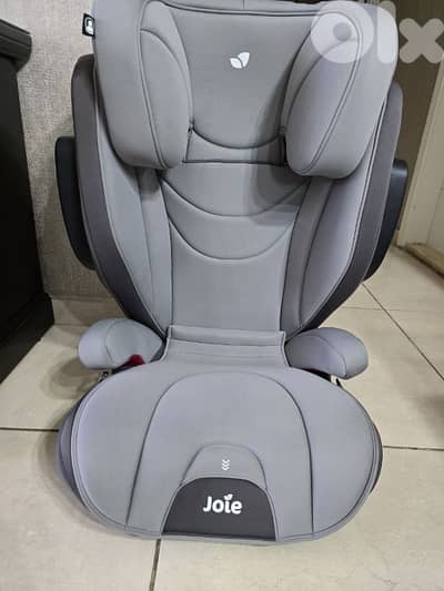Joie car seat booster , excellent condition