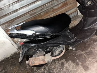 v150 mostaemal lal be3 w ma naeso shi war2et hajez