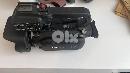 Canon XA11 Professional Camcorder – Excellent Condition