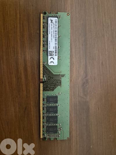 Computer parts (8 Gb DDR4 - 2TB HDD - 480GB SSD)