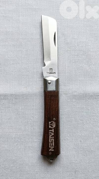 Heavy-Duty Folding Knife