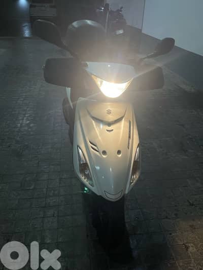 Japanese Suzuki address v125cc limited edition with heaters