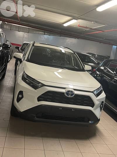 تويوتا راف فور 2023