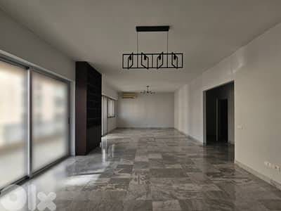 GMC132LG Apartment for rent in Gemmayzeh - شقة للإيجار في الجميزة