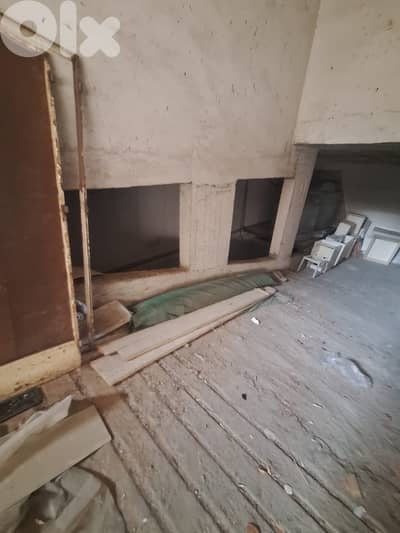 6 MONTHS/SPACIOUS WAREHOUSE FOR RENT IN MAZRAAT YACHOUH PRIME,MYR-431