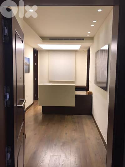 مكتب للايجار في العدلية Equipped Office for rent in Adlieh