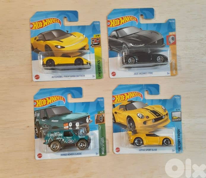 Hot Wheels Year 2022 diecast car model 1;64 10