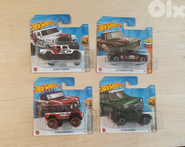 Hot Wheels Year 2022 diecast car model 1;64 15