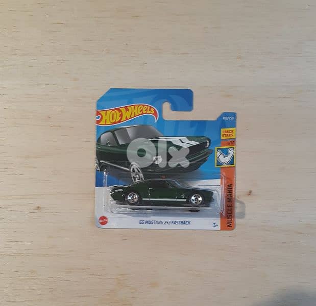 Hot Wheels Year 2022 diecast car model 1;64 19