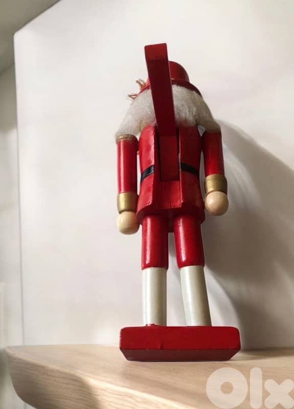 Vintage soldier nutcracker 1