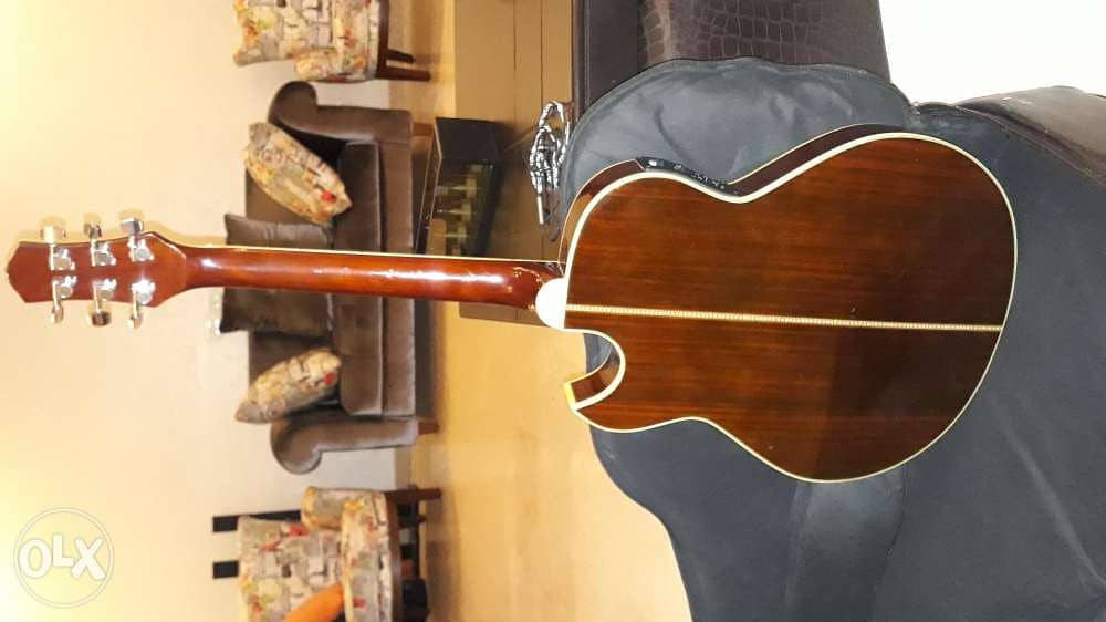 غيتار ليلي بيعرف قيمتو gitar 2