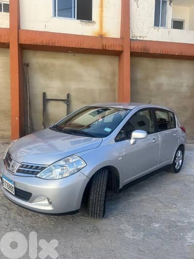 Nissan Tiida 2009