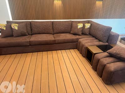 تصميم وتنجيد جميع انواع المفروشات