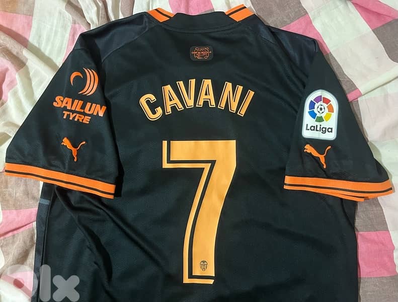 Valencia cavani third puma kit 1