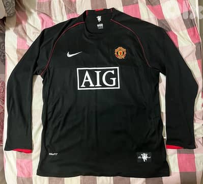 Manchester United third kit 2009 black long sleeve nike kit