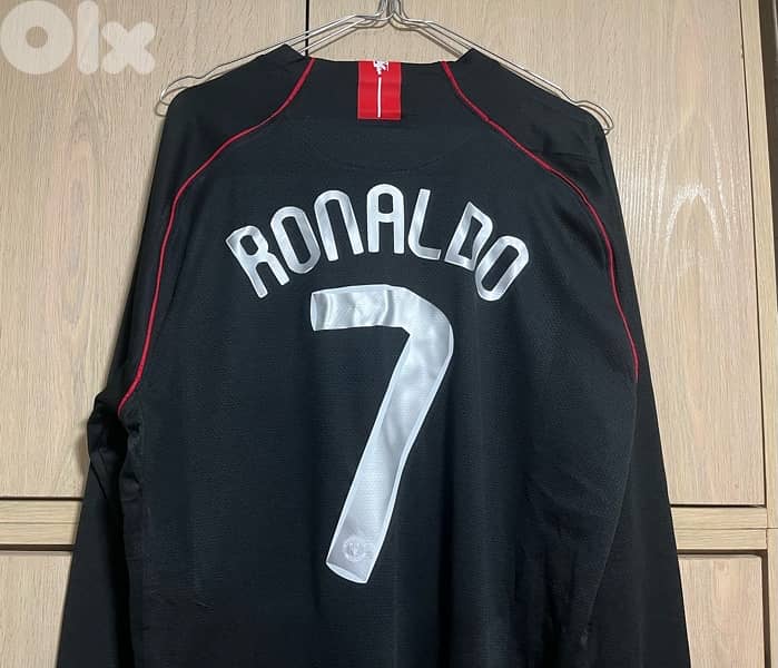 Manchester United third jersey 2009 black long sleeve nike kit 8