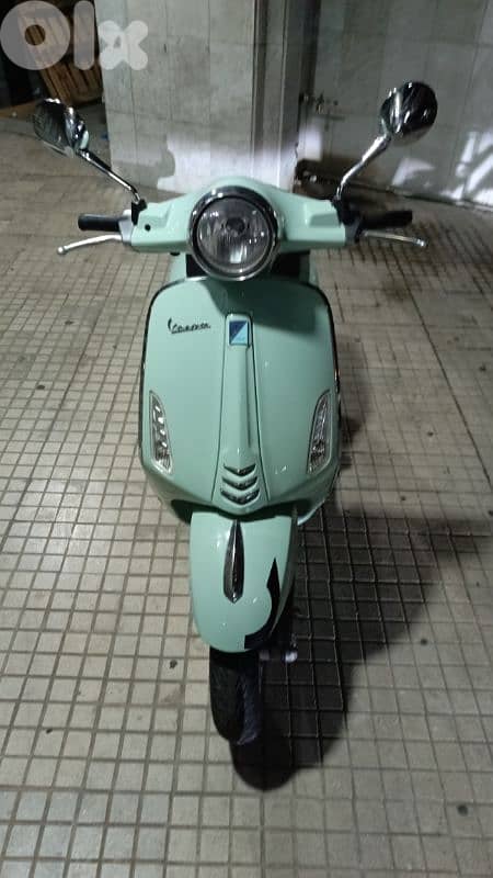 Vespa primavera 1