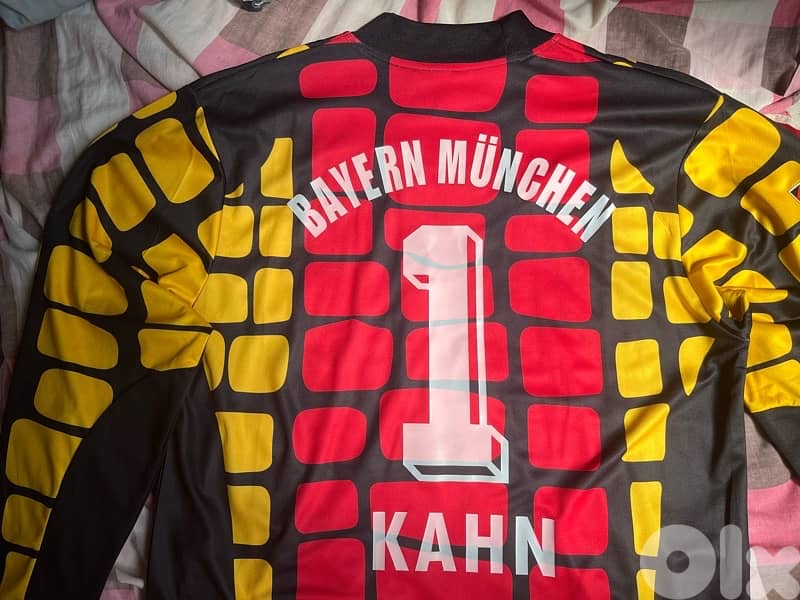 Bayern Munich goalkeeper kahn historically adidas long sleeve jersey 5