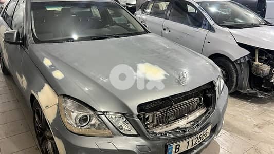 مطلوب e350 2011 grill