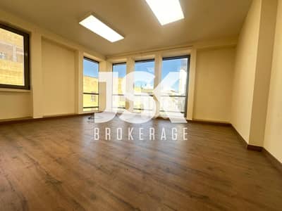 L20721 - 285 SQM Ready to Move-in Office For Rent Downtown