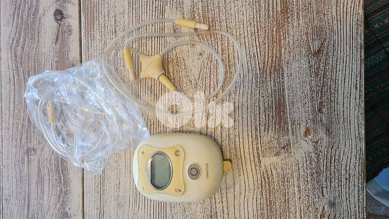 Medela Freestyle double electric breast pump 2