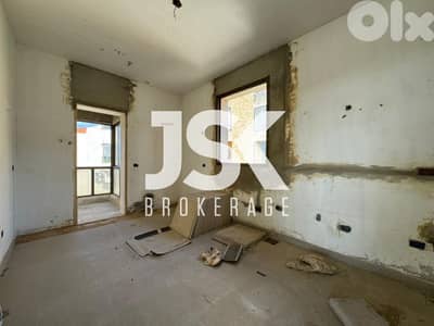 L20730 - A 660 SQM Building For Sale in Ain Najem