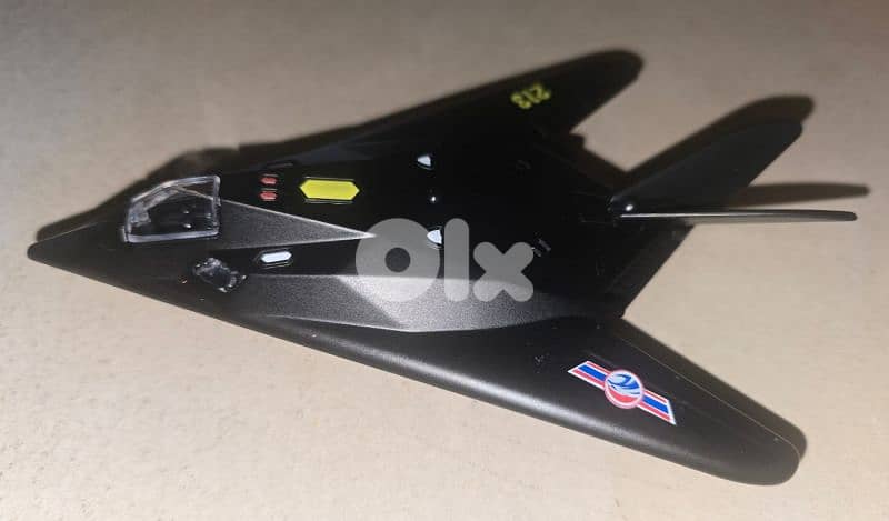 F-117 stealh jet diecast plane Lights and sound effects (15CM) 1