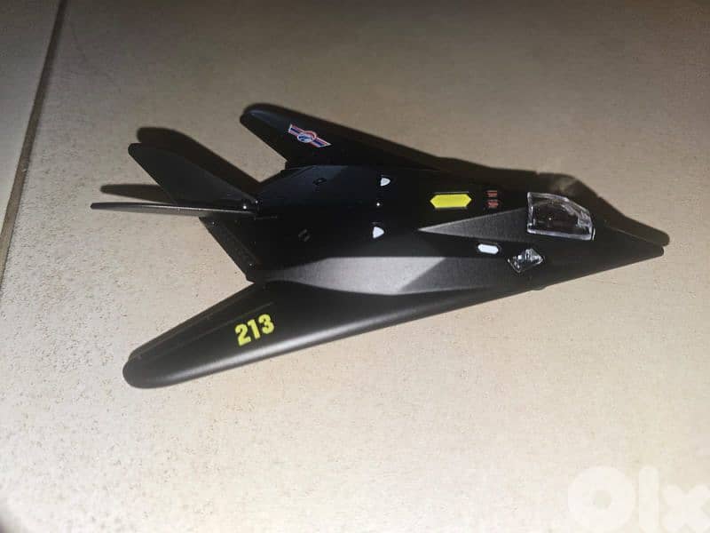F-117 stealh jet diecast plane Lights and sound effects (15CM) 2