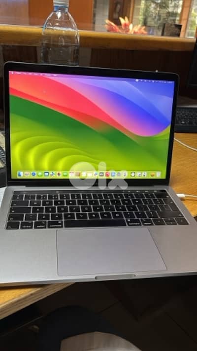 macbook pro 2018 13inch