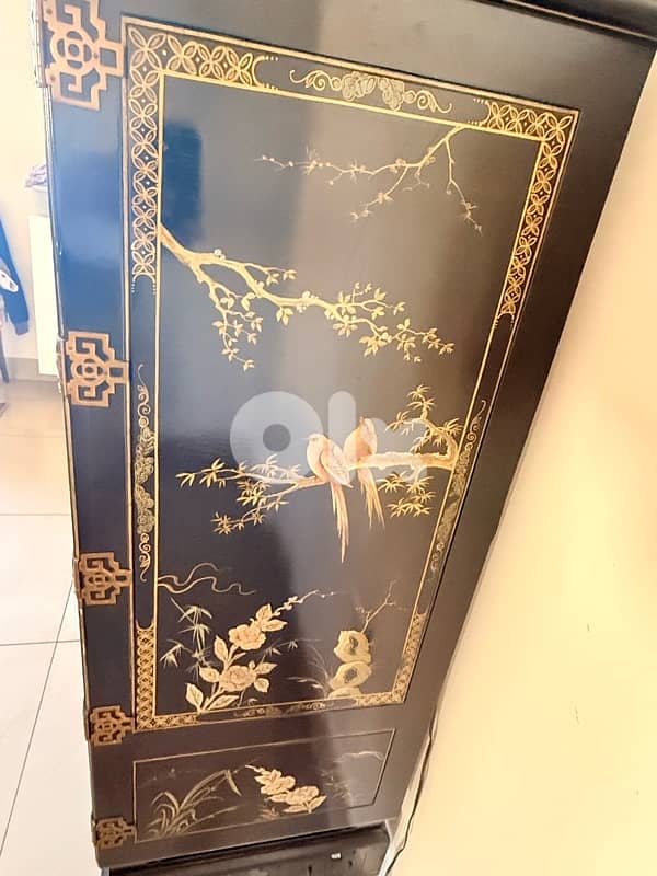 Asian antique style display cabinet 6