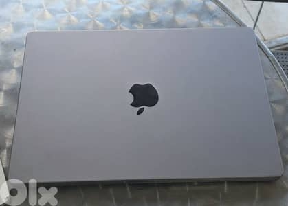 Macbook Pro M3 2023 Like New