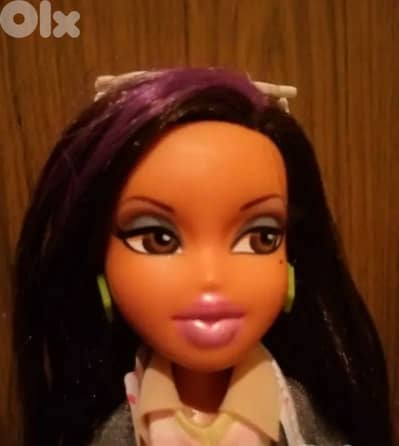 ALL GLAMMED UP DESIGNER STREAKS YASMIN wearing +boots MGA Great doll