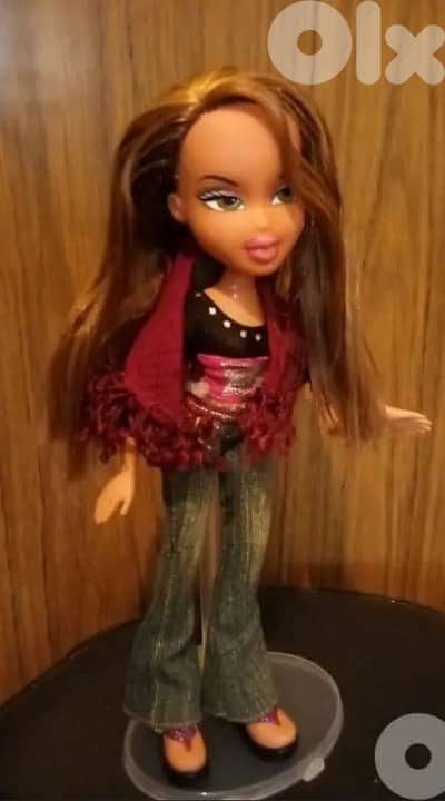 Bratz FIANNA FUNK OUT MGA2004 +her own clothes+sleepper Great doll=40$