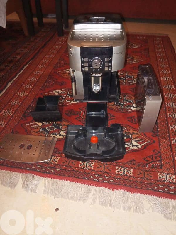 Delonghi,coffee machine 6