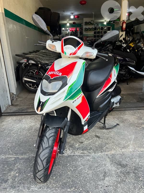 Aprilia SR 150 2