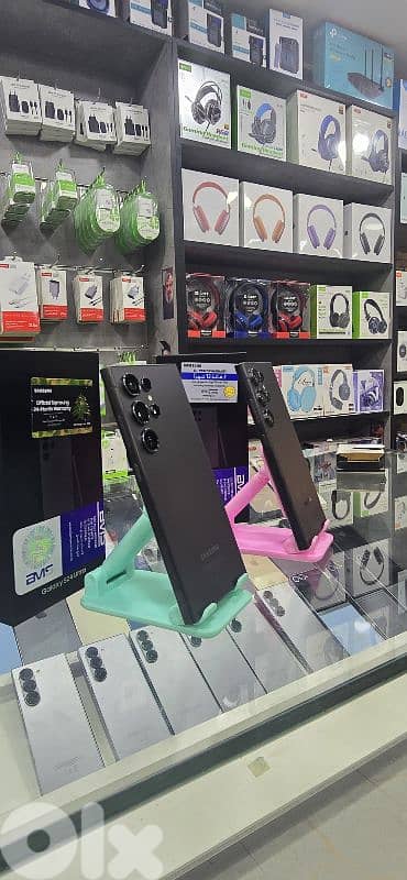 Samsung s24 ultra 256 gb 12 ram like new 2