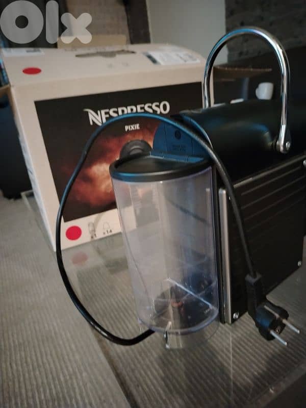 nespresso pixie 4