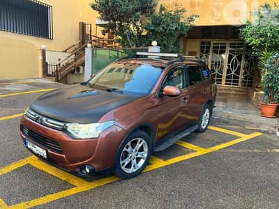 Mitsubishi Outlander 2014