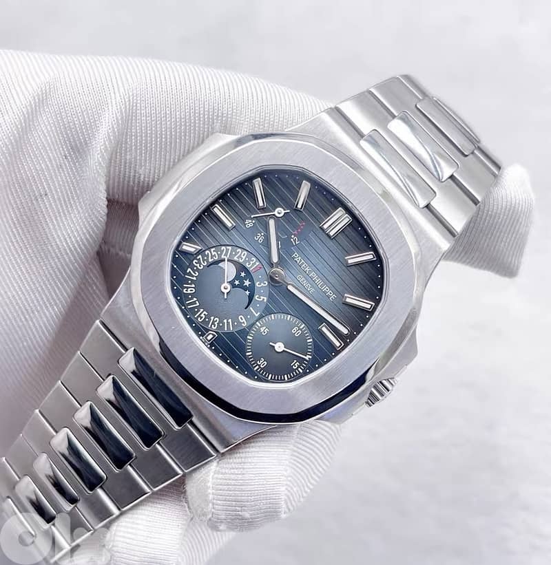 Patek Philippe Nautilus Sporty Elegance 5712/1A-001 1