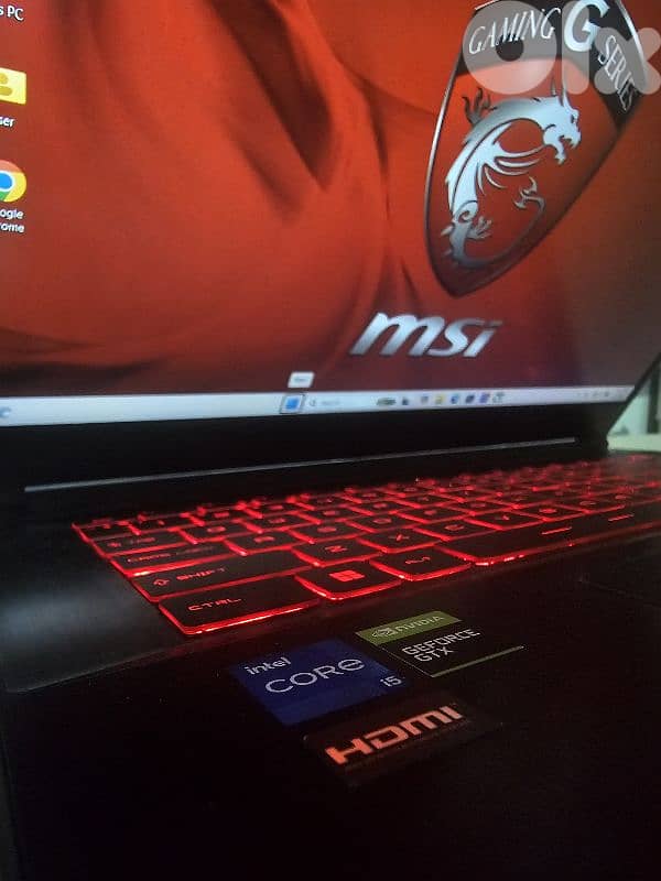 msi gaming laptop like new condition 3