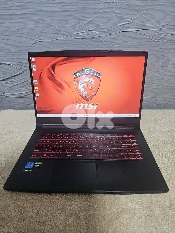 msi gaming laptop like new condition 4