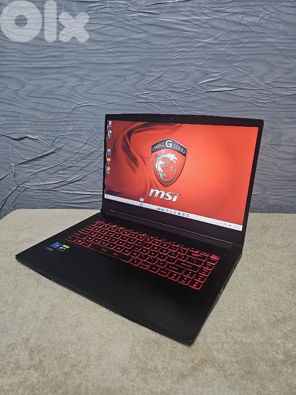 msi gaming laptop like new condition 5