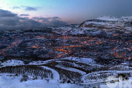 Land for sale at Faqra 1,350,000$  أرض للبيع في فقرا